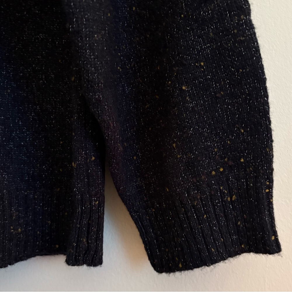 nwt: cozy geo pattern sweater - Picture 3 of 4